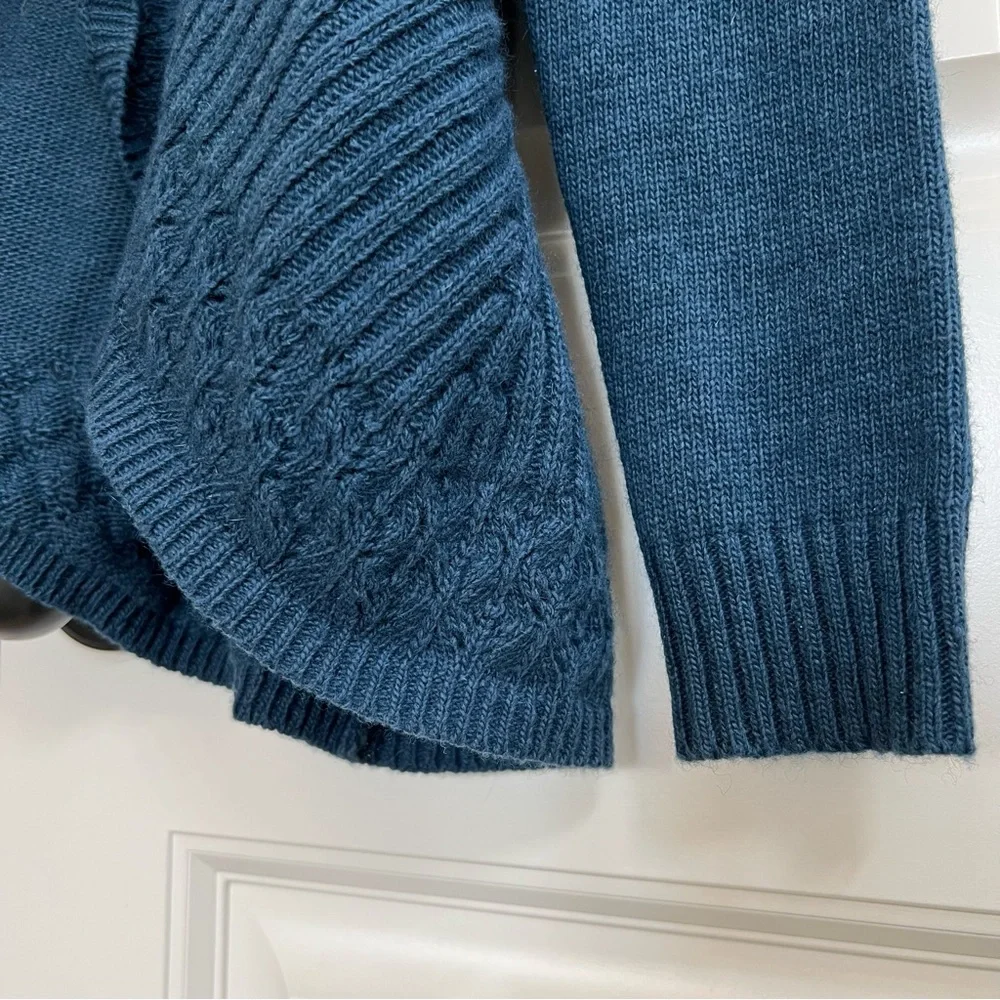 Anthropologie Scalloped Flutter Cardigan in Teal, Size XS - Picture 2 of 6